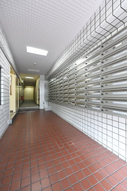 14/25 エントランス