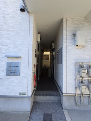 16/26 エントランス