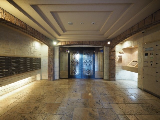 4/5 エントランス