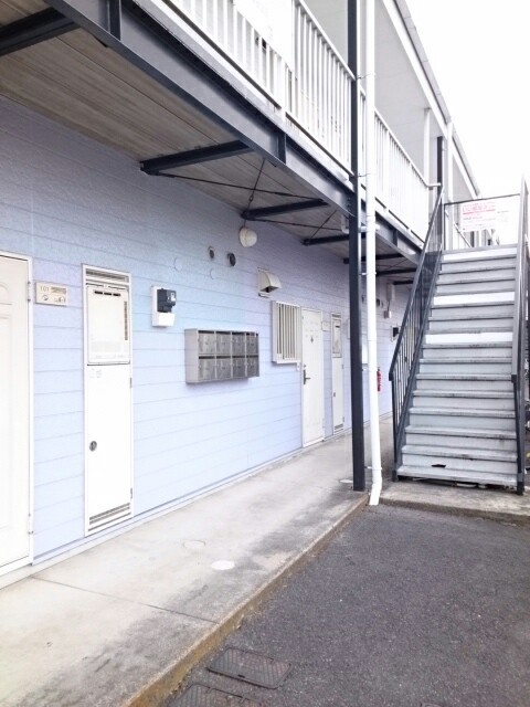 24/30 エントランス