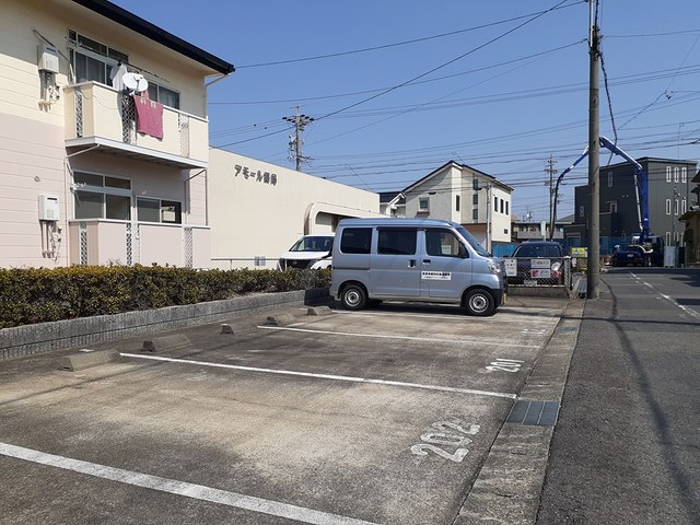 14/17 駐車場