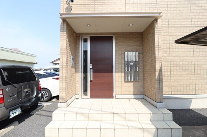 19/22 エントランス