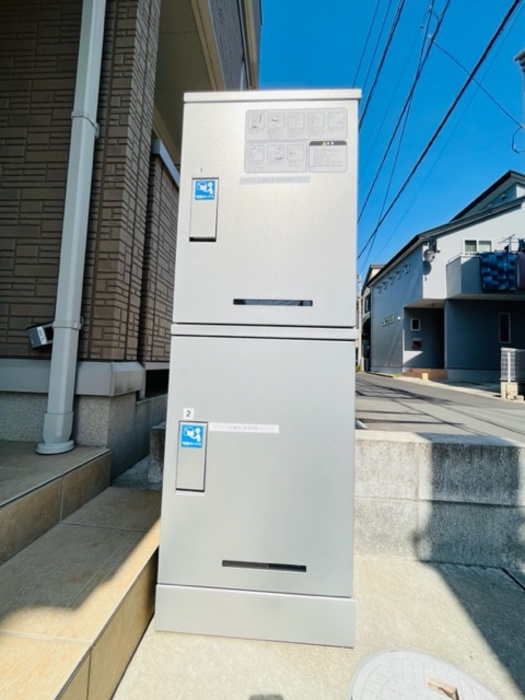 16/16 エントランス