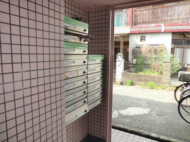 16/22 エントランス