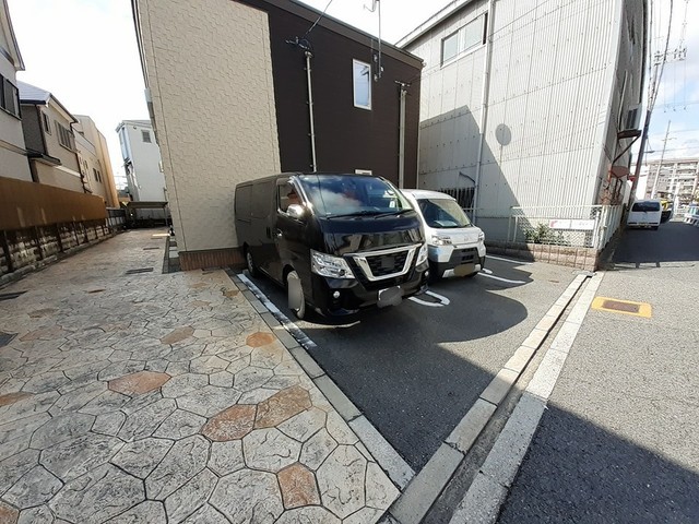 14/20 駐車場