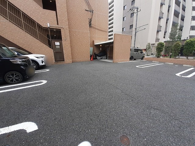 14/20 駐車場