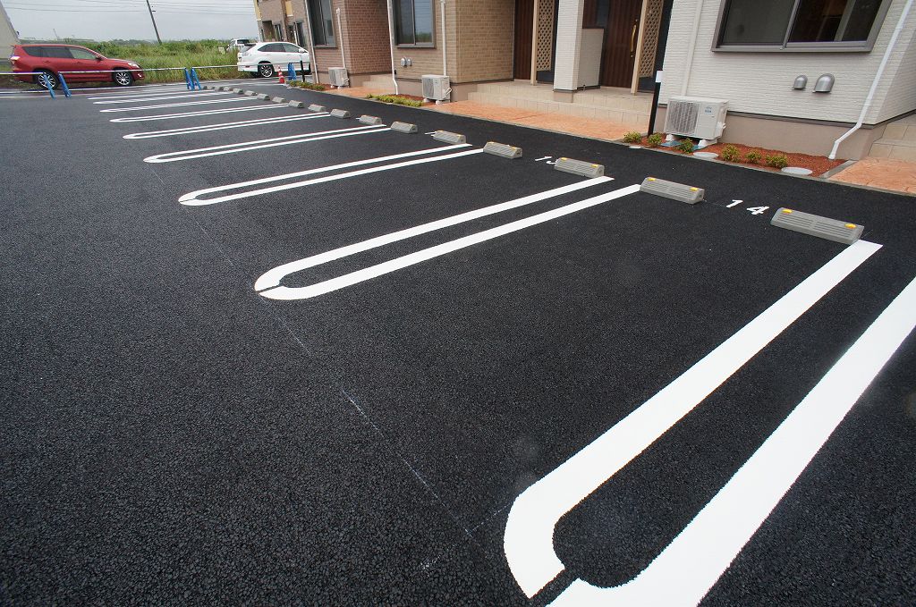 14/20 駐車場