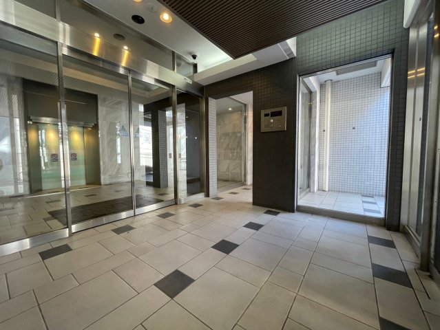 29/29 エントランス