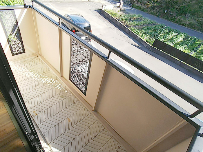 13/18 バルコニー