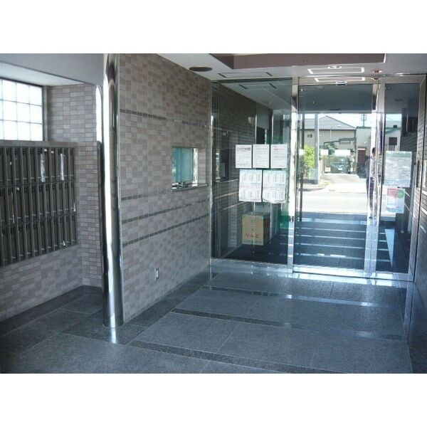 13/25 エントランス