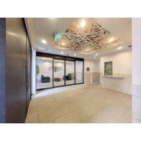 4/5 エントランス