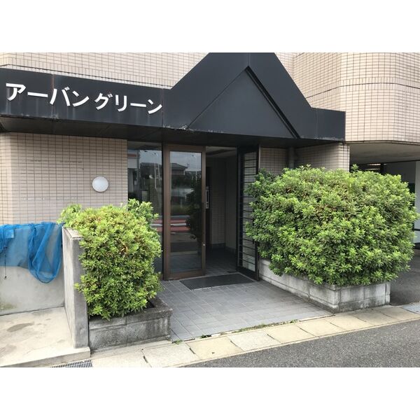 18/20 エントランス