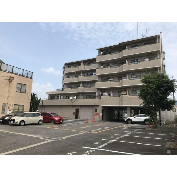 20/20 駐車場