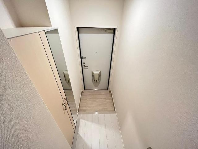13/21 玄関