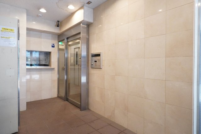 4/5 エントランス