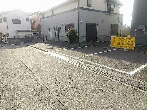 14/14 駐車場