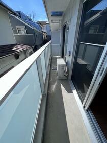 13/18 バルコニー