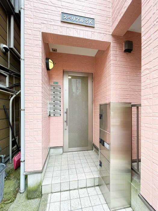 17/24 エントランス