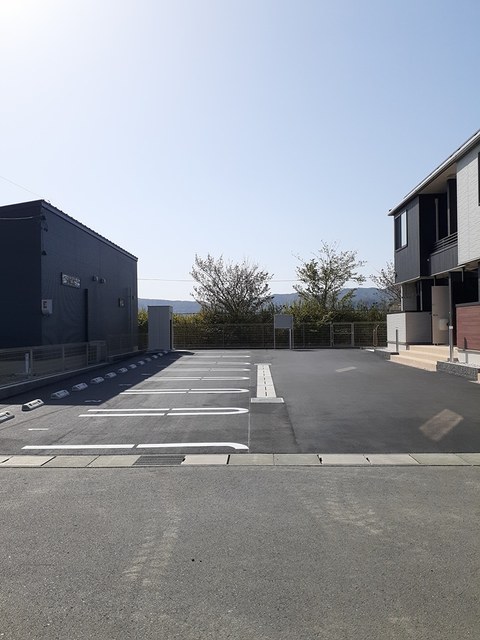 14/20 駐車場