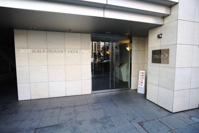 13/15 エントランス