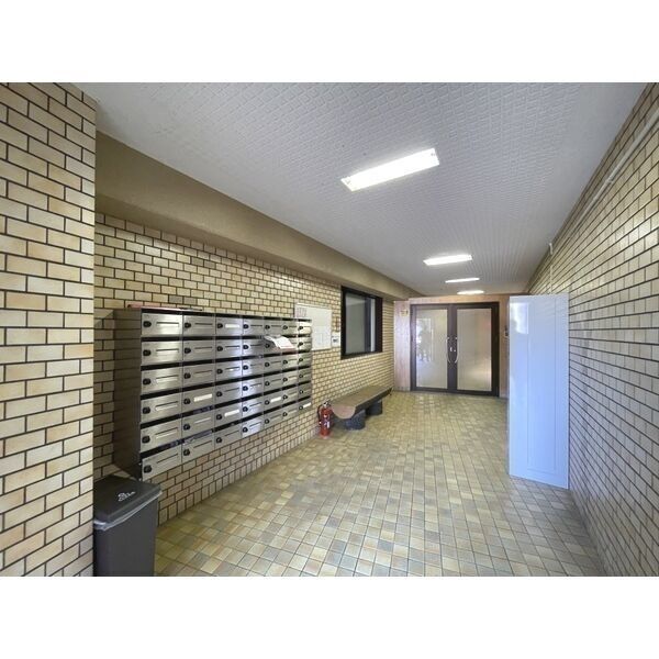 2/11 エントランス