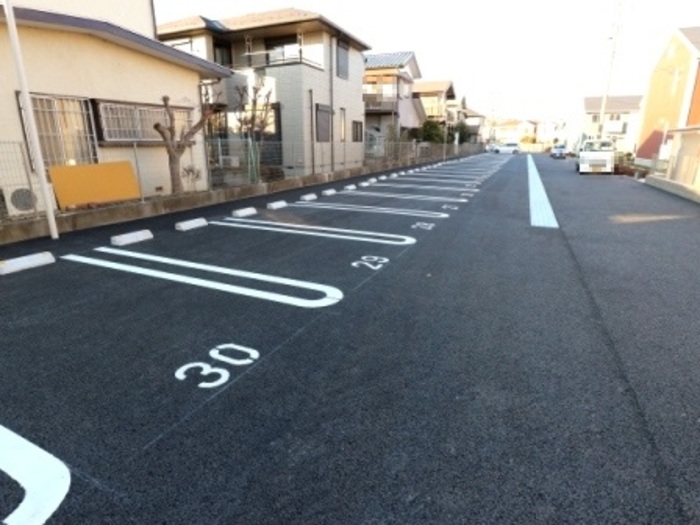 20/20 駐車場
