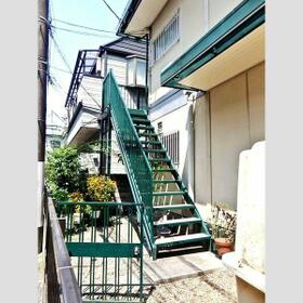 16/16 エントランス