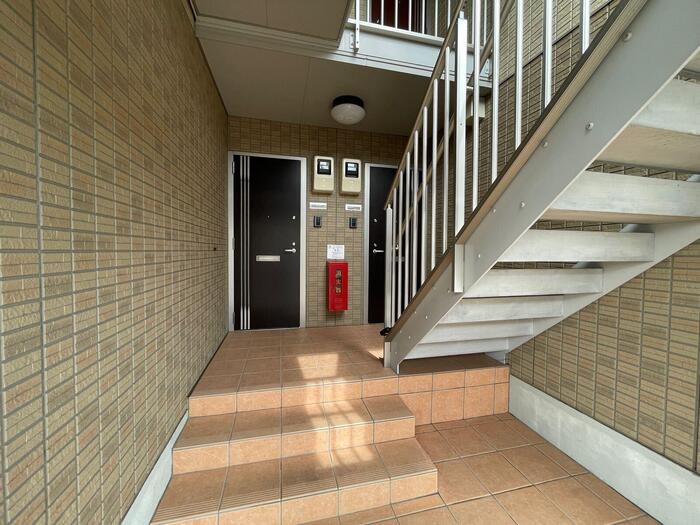 18/29 エントランス