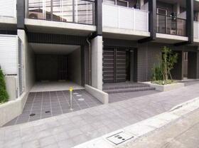 17/17 エントランス