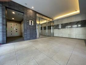 4/5 エントランス