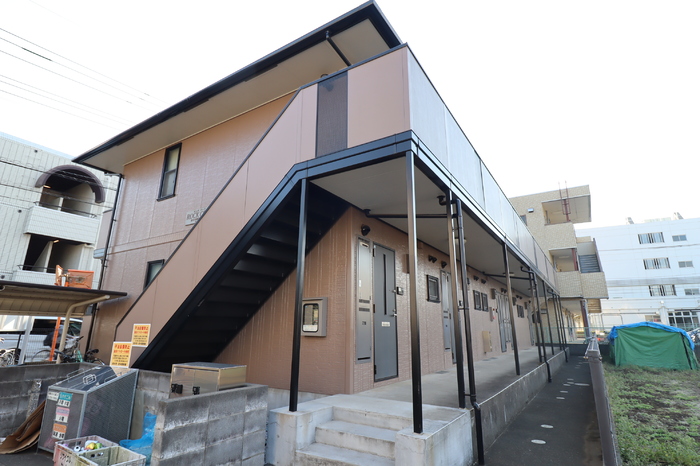 5/5 エントランス