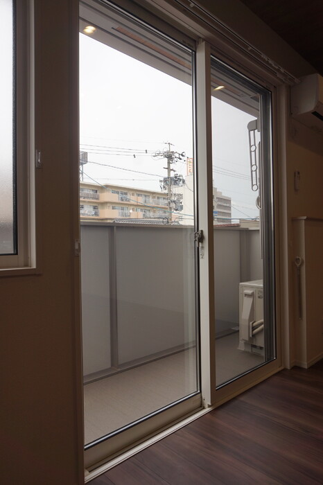 13/19 バルコニー