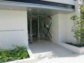 16/20 エントランス