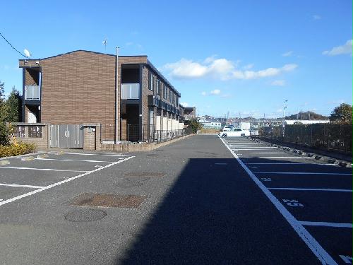 14/17 駐車場