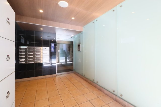 3/4 エントランス