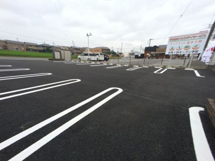 20/23 駐車場