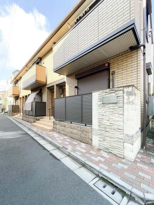 16/18 エントランス