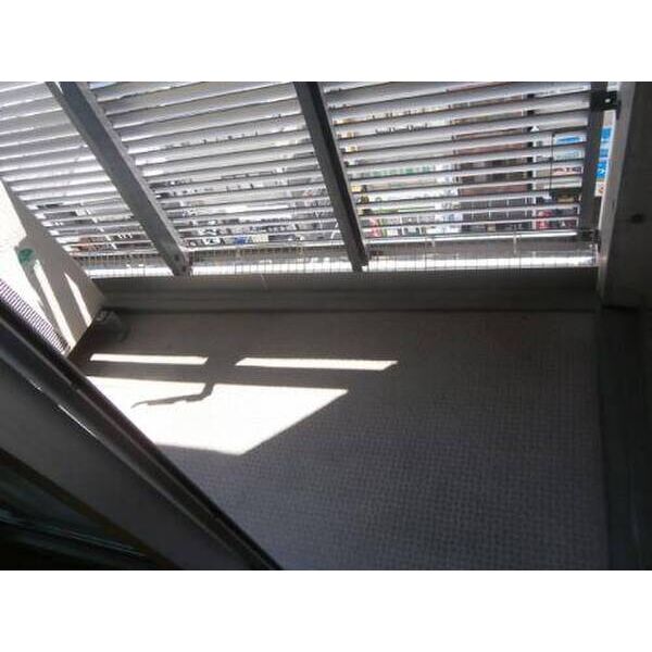 13/21 バルコニー