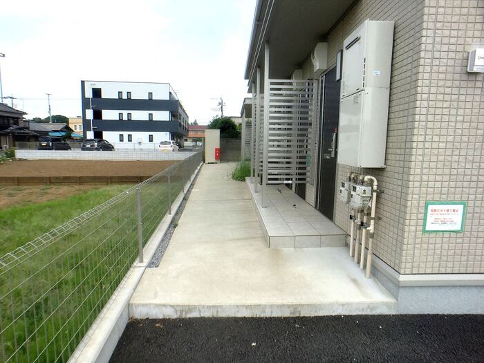 18/20 エントランス