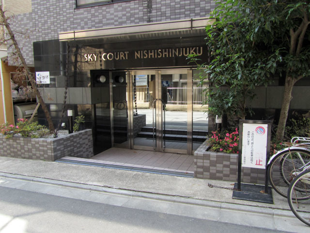 19/20 エントランス