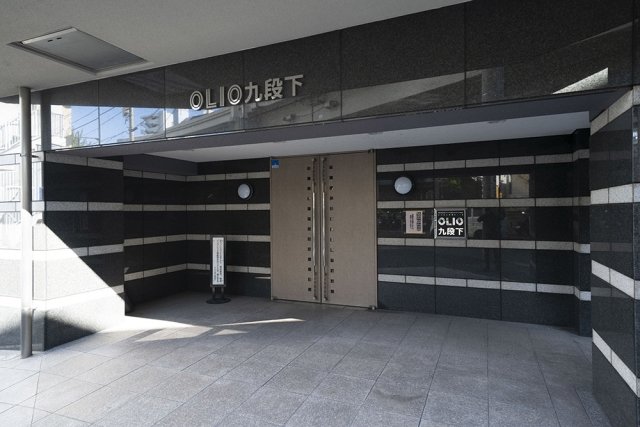 17/27 エントランス