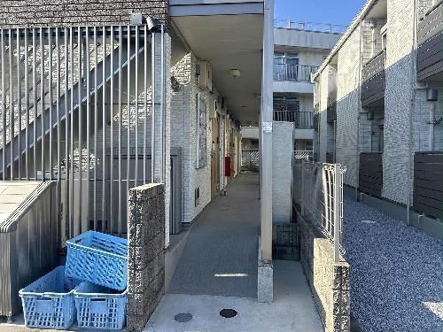 2/2 エントランス