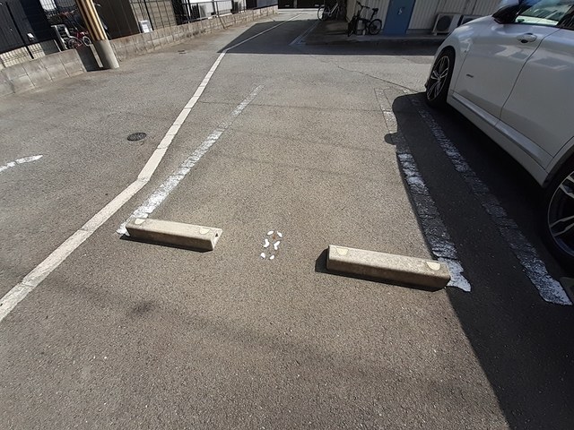 14/20 駐車場