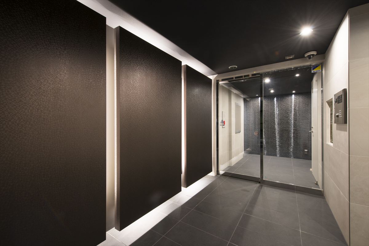 17/26 エントランス