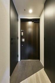 15/15 エントランス