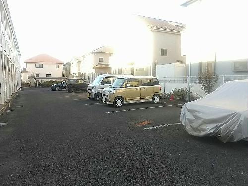 14/21 駐車場