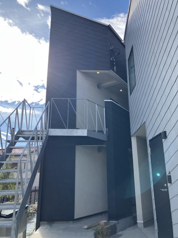 16/17 エントランス