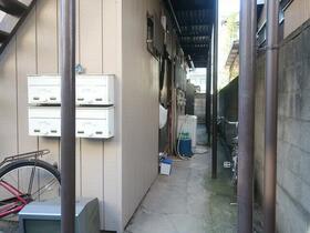 16/16 エントランス