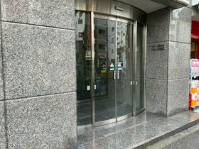 15/16 エントランス