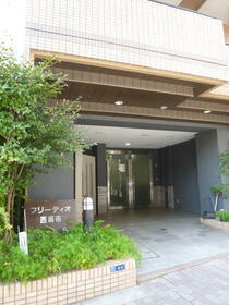 2/2 エントランス